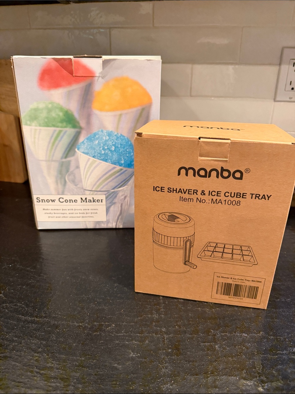 Summer Fun. Snow Cone Maker and Ice Shaver & Ice Cube Tray